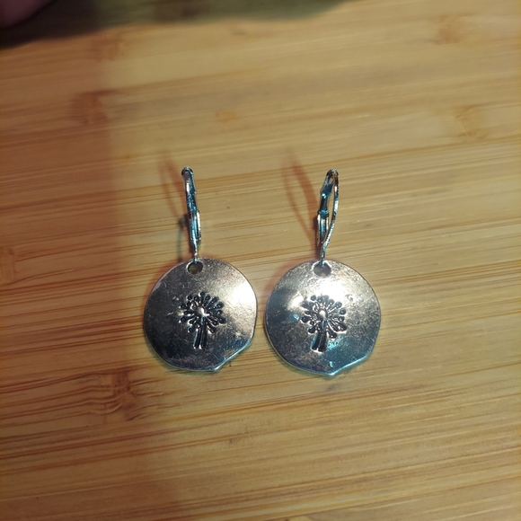 unsure Jewelry - Women's Bohemian wish Dandelion flower Earrings dagle silver color